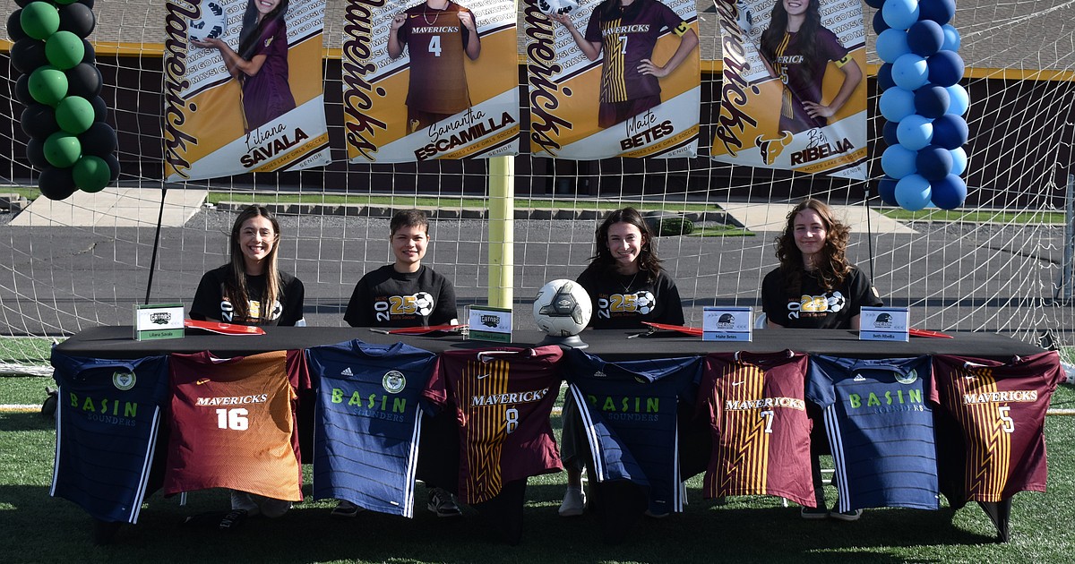 Four Mavs sign for women's college soccer
