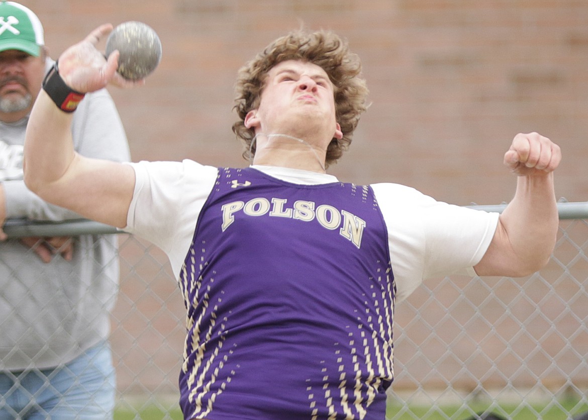 Astin Brown tops shot put at State. (Bob Gunderson photo)