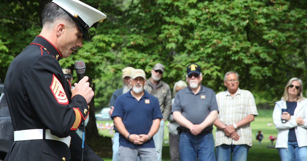 Community honors fallen heroes on Memorial Day | Bonner County Daily Bee