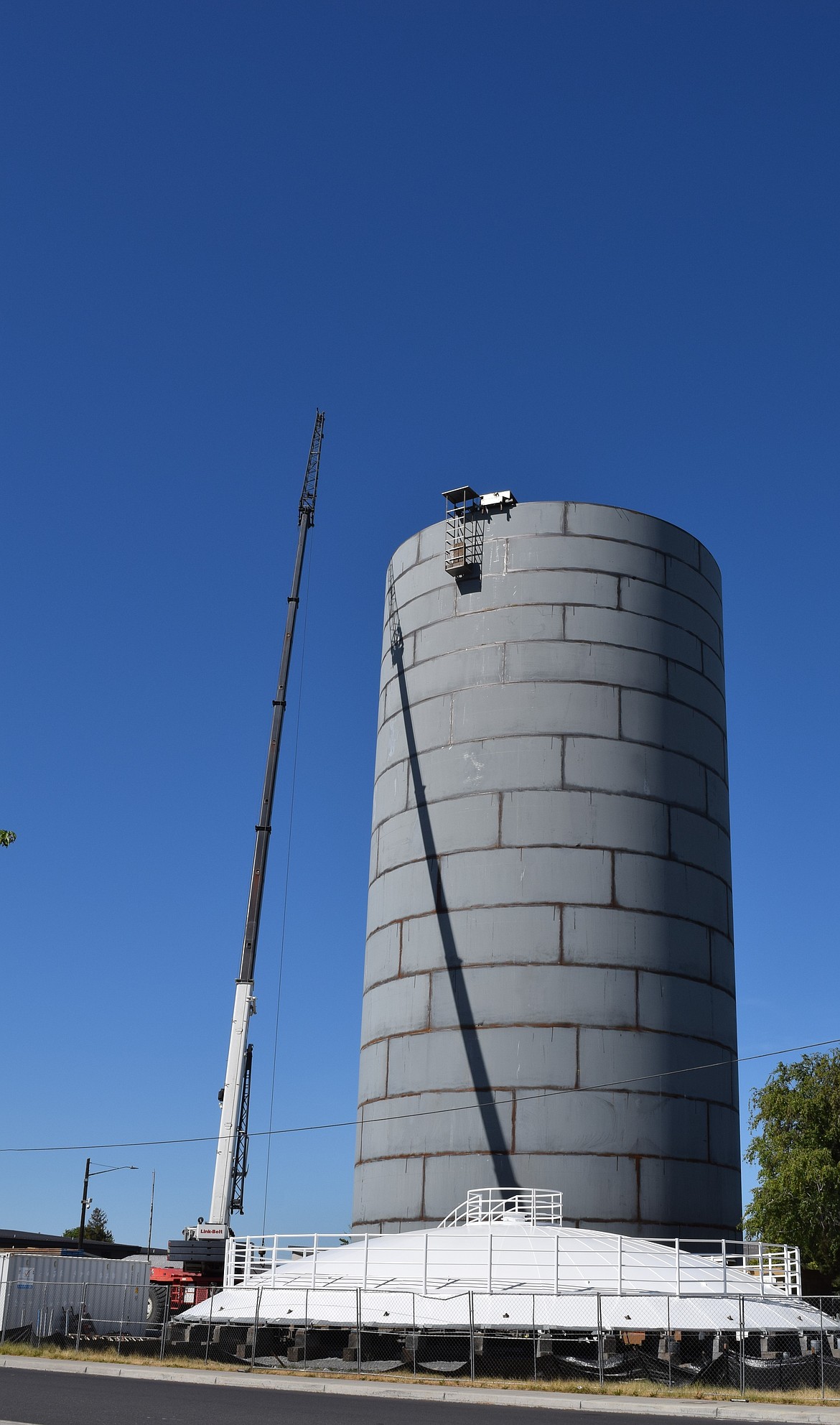 The City of Ephrata just added the 16th and final ring of the new water tower on Tuesday. The tower will be adorned with the Ephrata School District “E” logos and will be fully functional by mid-fall.