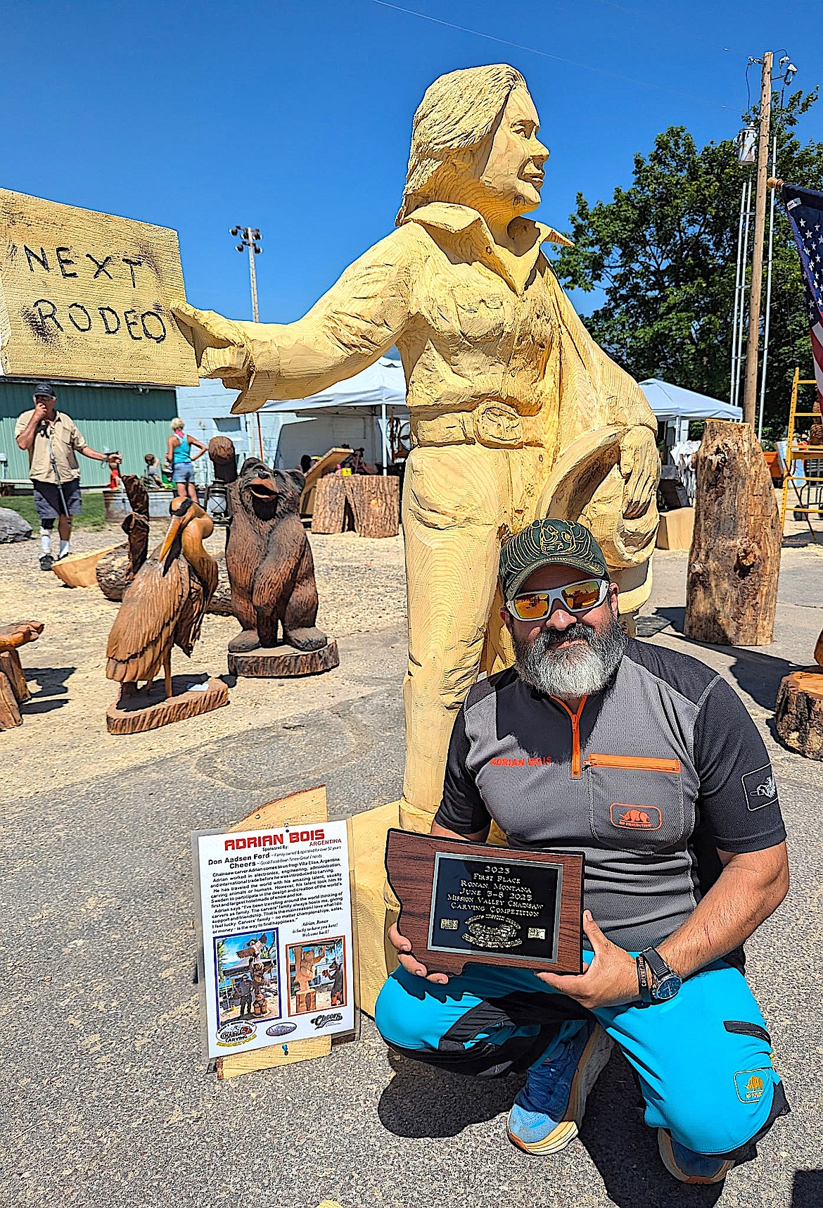 Argentinian artist Adrian Bois picked up first place at the Mission Valley Chainsaw Carving Rendezvous. (Susan Lake photo)