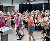 ’70s-themed Senior Picnic a groovy time