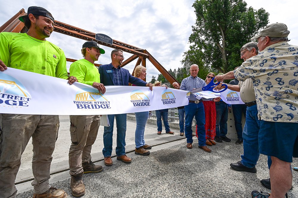 Finished bridge connects Bigfork's past to its future | Daily