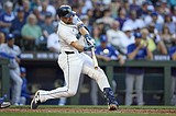 Raleigh extends MLB lead with 33rd homer in Mariners' win over Royals