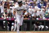 Mixed bag for Mariners in Thursday, Friday play
