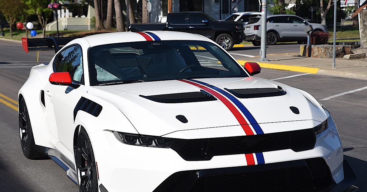 0715_loc_twn_Ford_Mustang_GTD_