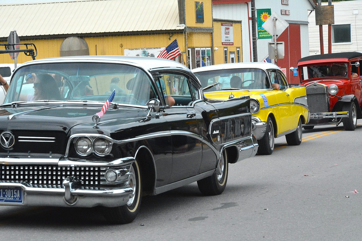 Cool classic cars brought up the tail end of the parade. (Mineral Independent/Amy Quinlivan)