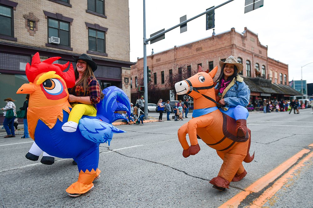 0810_LOC_DIL_NWMT_Fair_Parade-11.jpg.100