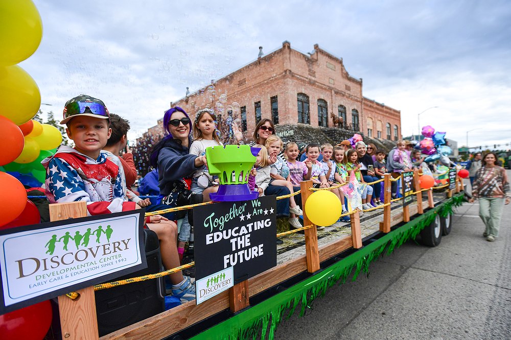 0810_LOC_DIL_NWMT_Fair_Parade-2.jpg.1000