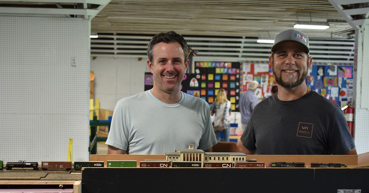 High-tech model trains stop at GC Fair