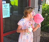 Making a splash: Aquatic center hosts family event