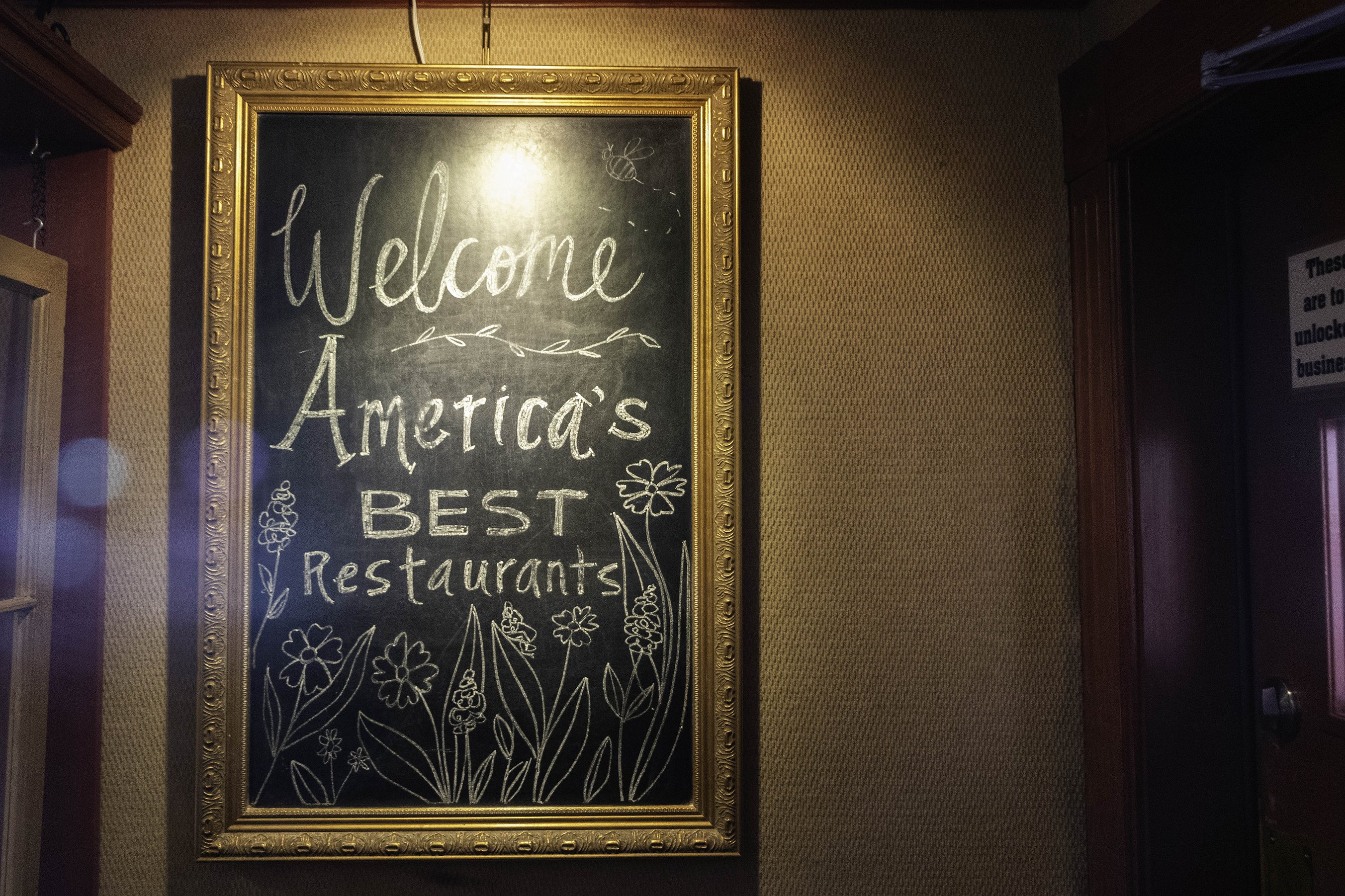 HopsRestaurant_Heston-1.jpg.2705x1803_q8