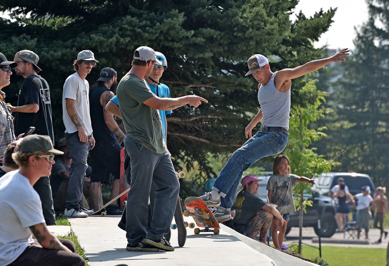 skate_jam_9.jpg.1245x852_q85_box-0%2C0%2