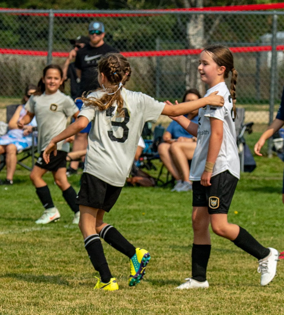 Courtesy photo
The Sting 16 girls Yellow soccer team competed at the Pend Oreille Cup this past weekend in Sandpoint. After losses to the Spokane Shadow Opsahl and Washington East Surf Soccer Elite on Saturday, the Sting finished with a 3–0 win over Spokane Shadow Golay. Pictured from left are Emersyn Barton, Kelly Snook and Madelynn Dowiak.
