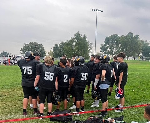 The Jr Mavs eighth-grade team prepares for their game against the Chiawana Jr. Riverhawks last Saturday. The eighth-grade team will be playing at 11 a.m. on Lions Field this Saturday.