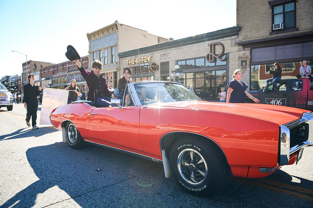 0926_LOC_DIL_Flathead_homecoming_parade-