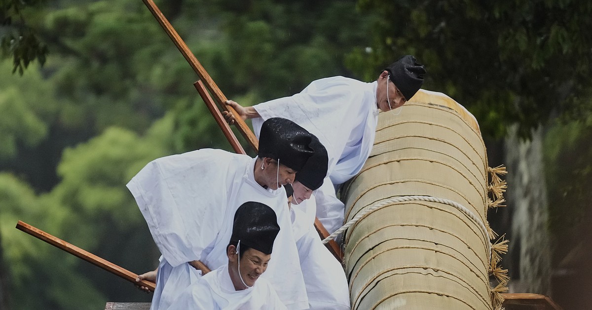 Rebuilding Japan’s Ise Jingu shrine is sacred tradition