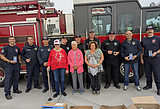 Eagles auxiliaries donate engraved chargers/adapters to first responders