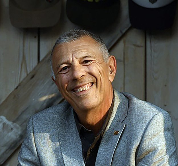 Caltabiano.jpg.625x583_q85_box-0%2C0%2C1
