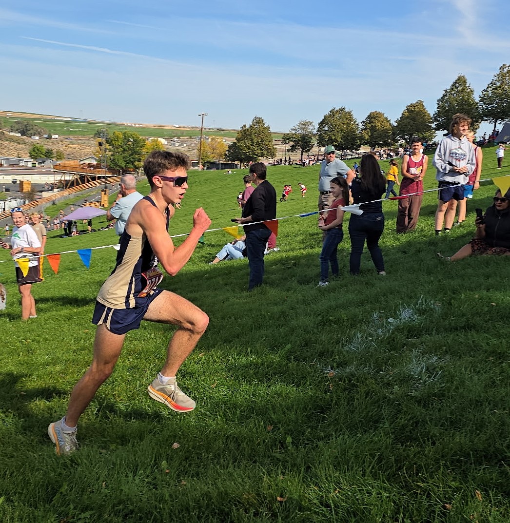 Courtesy photo
Timberlake junior Caleb Royce runs during the Live Nation Invitational Small School boys race at the Gorge Amphitheater on Thursday. Royce won the race in 16:29.81.