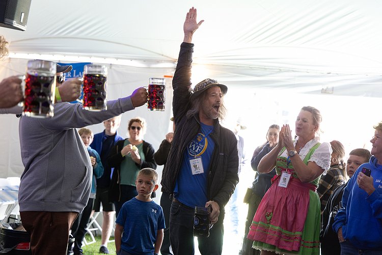 20251011_OctFest_0003_bb.JPG.750x500_q85