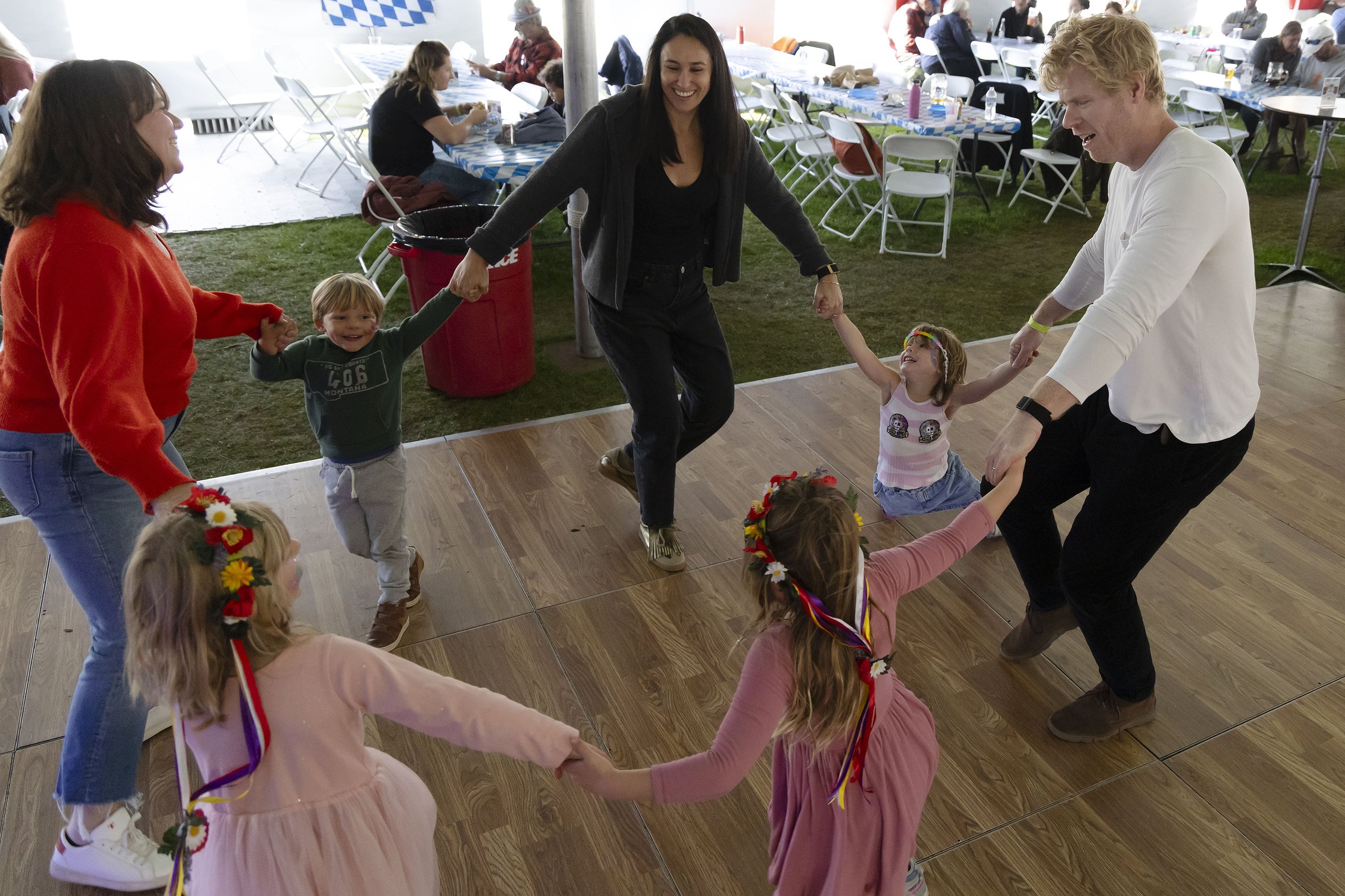 20251011_OctFest_0008_bb.JPG.2500x1666_q