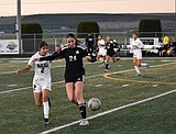 Knights win with last-second goal against Wahluke