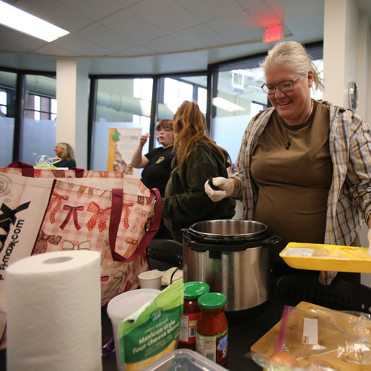Local partners collaborate to host culinary session for moms at Kroc ...