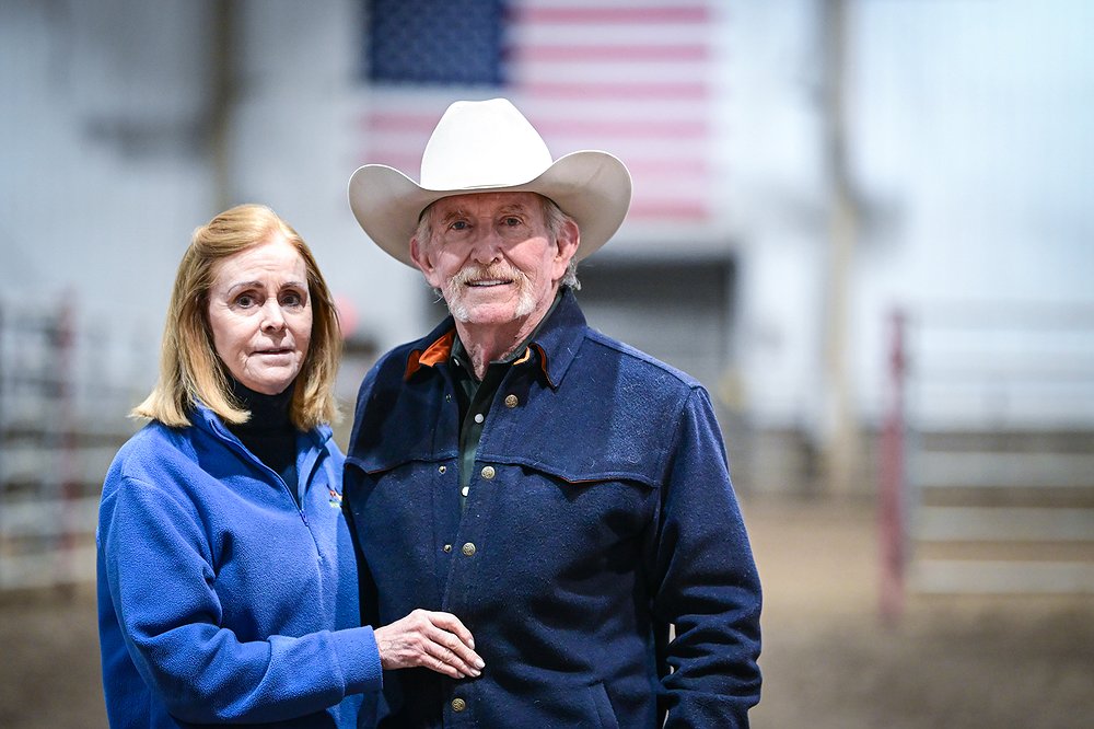 1101_LOC_DIL_Bob_and_Jan_Parker_Majestic