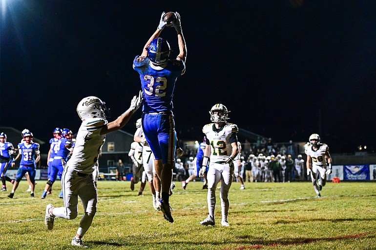 PHOTOS: Whitefish rallies past Bigfork, 22-21