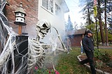 Family in Fairway neighborhood goes big for Halloween