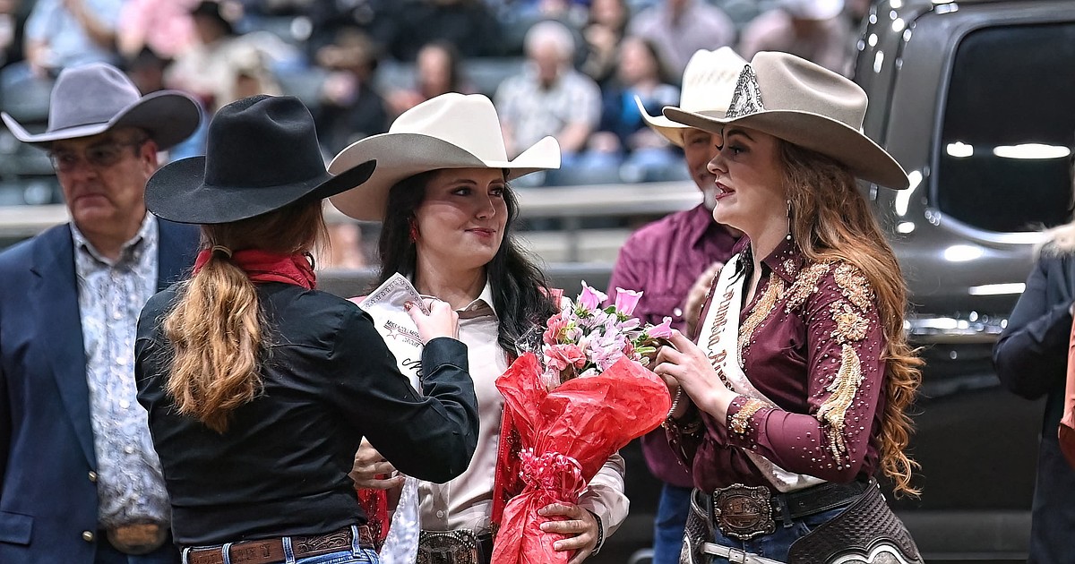 Area woman wins rodeo queen title in Oregon