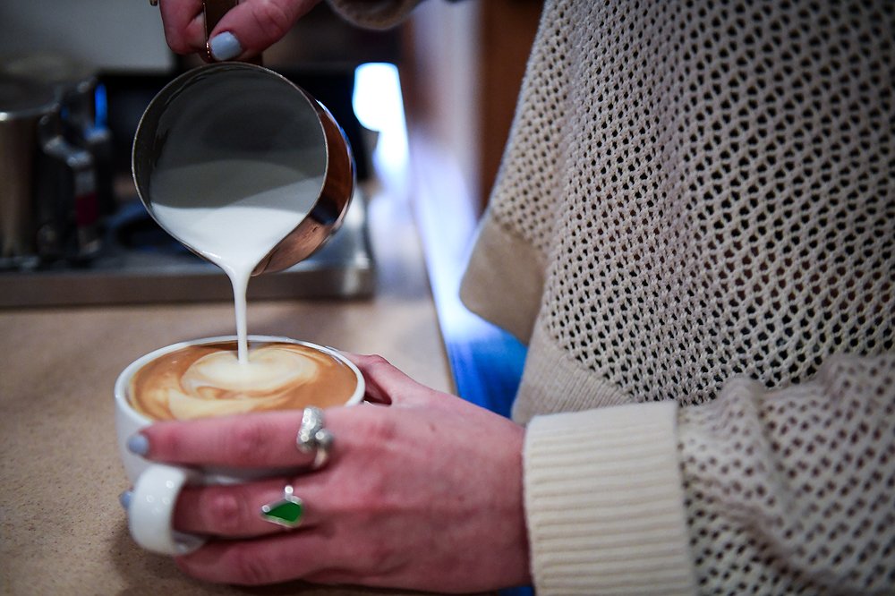 1107_LOC_DIL_coffee-3.jpg.1000x666_q85_b