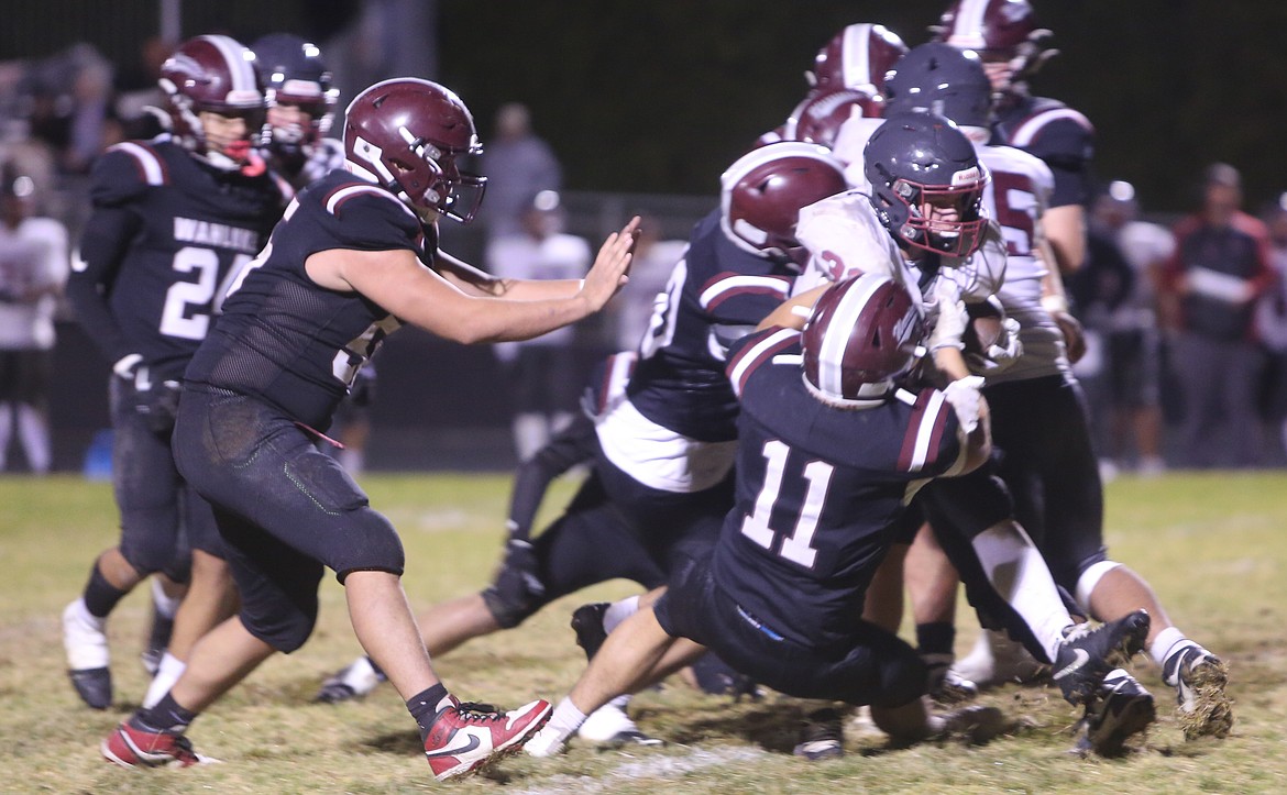 Soap Lake’s defensive line gets ready to go head-to-head with the Oroville offense as they try to make a stop during Thursday’s matchup.