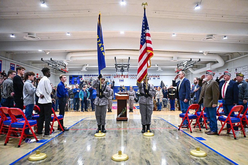 1112_LOC_DIL_Bigfork_Veterans_Day_assemb