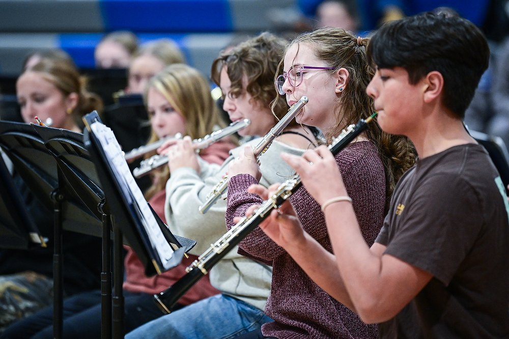 1112_LOC_DIL_Bigfork_Veterans_Day_assemb