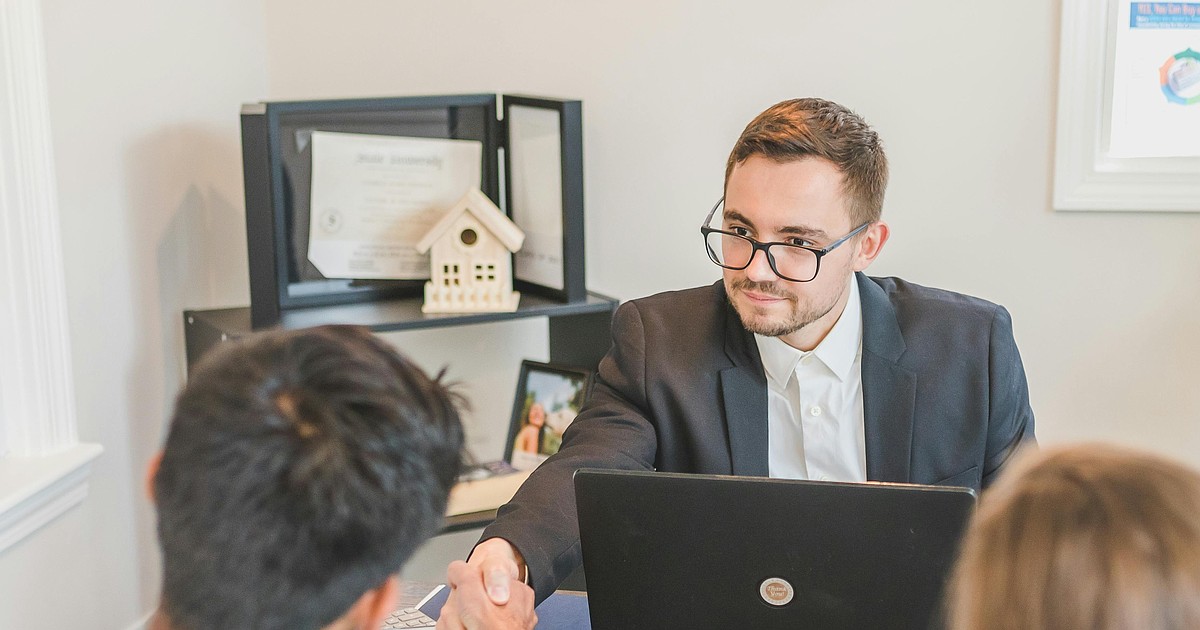 When buying a first home, listen to the pros