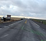 Crash near Washtucna claims 1, closes road