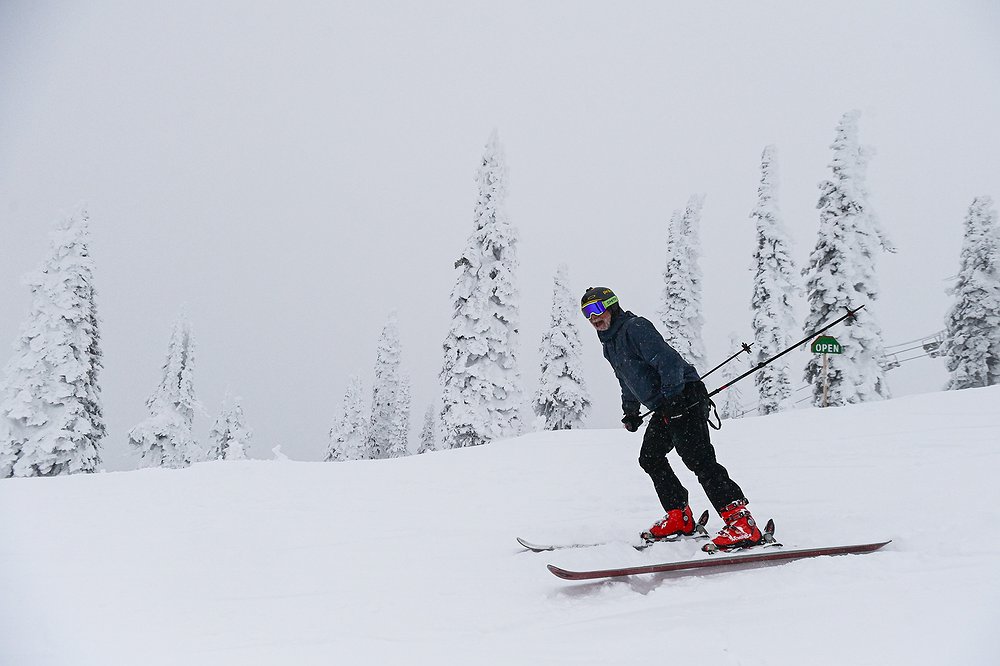 1205_LOC_DIL_opening_day_on_big_mountain