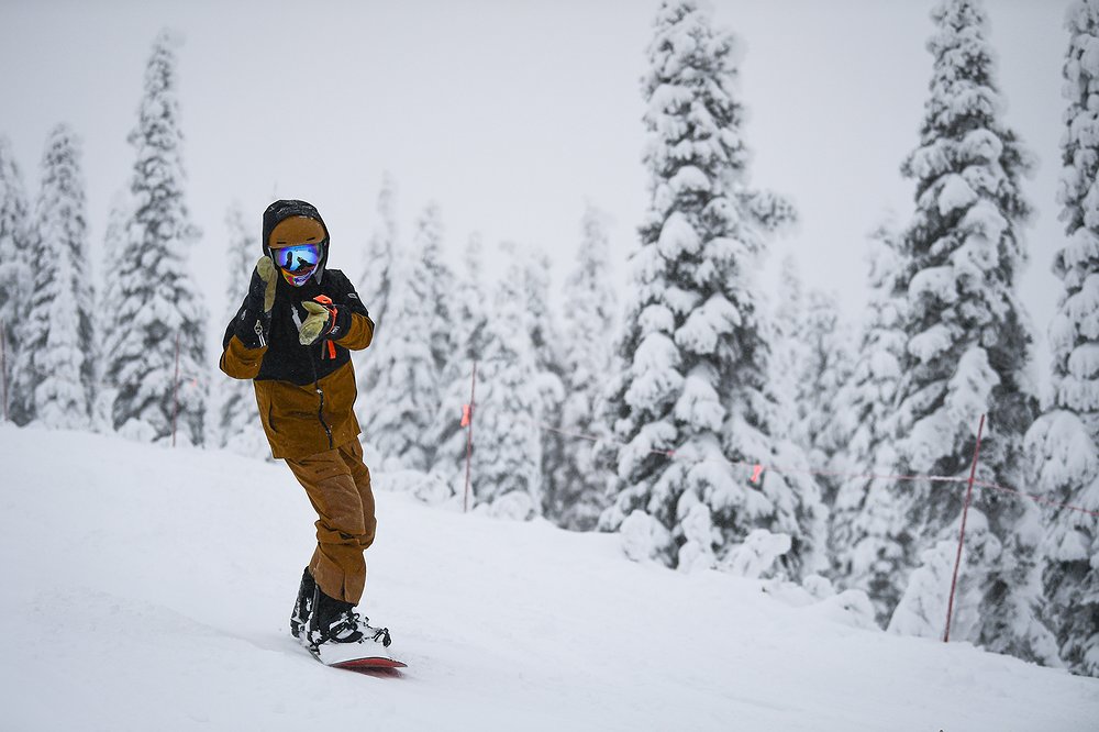 1205_LOC_DIL_opening_day_on_big_mountain