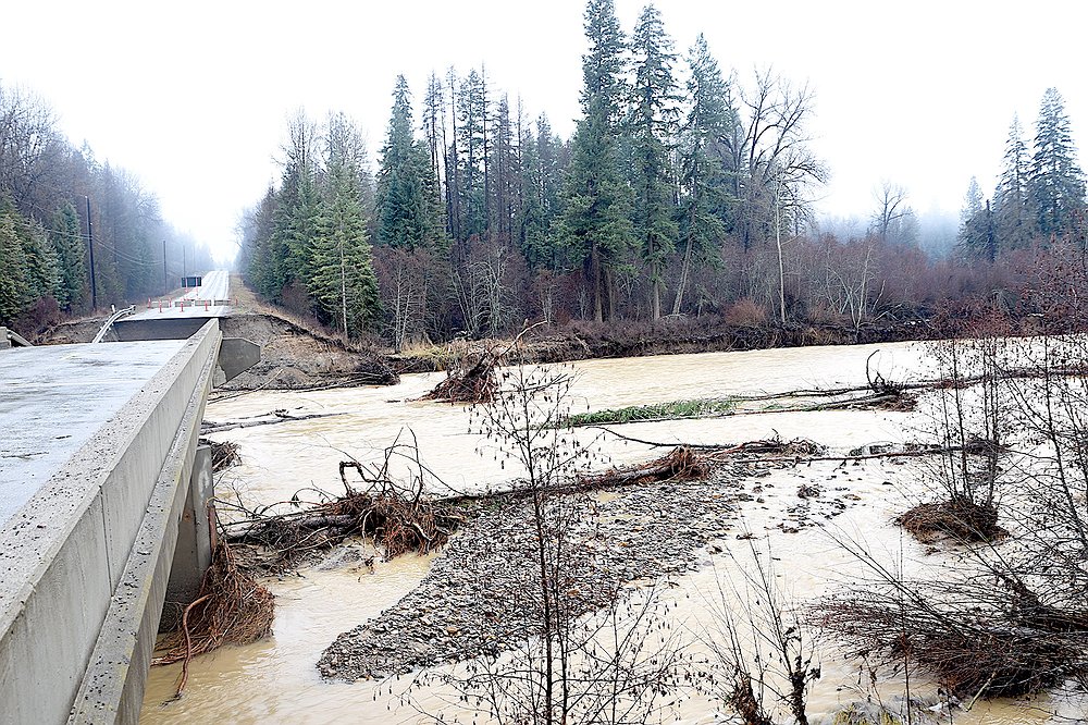 1214_loc_dil_Libby_Creek_Bridge_Farm_to_