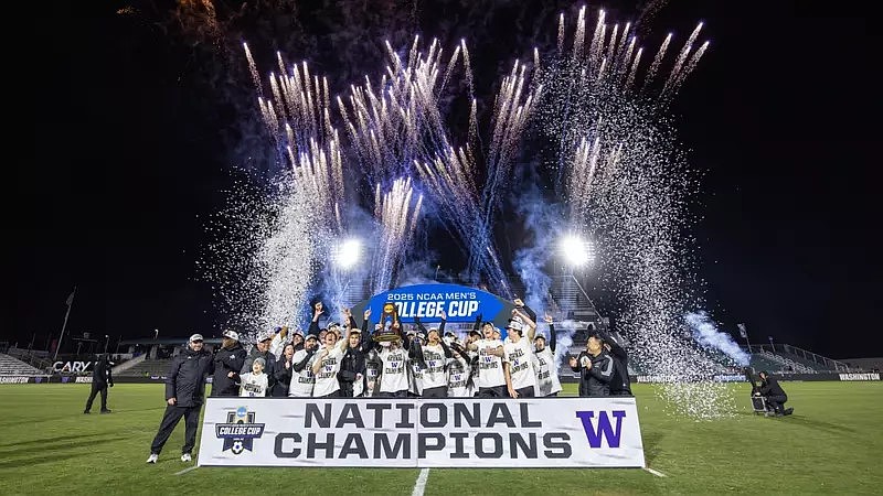 The UW Huskies men’s soccer team celebrates after becoming national champions at the 2025 NCAA College Cup.