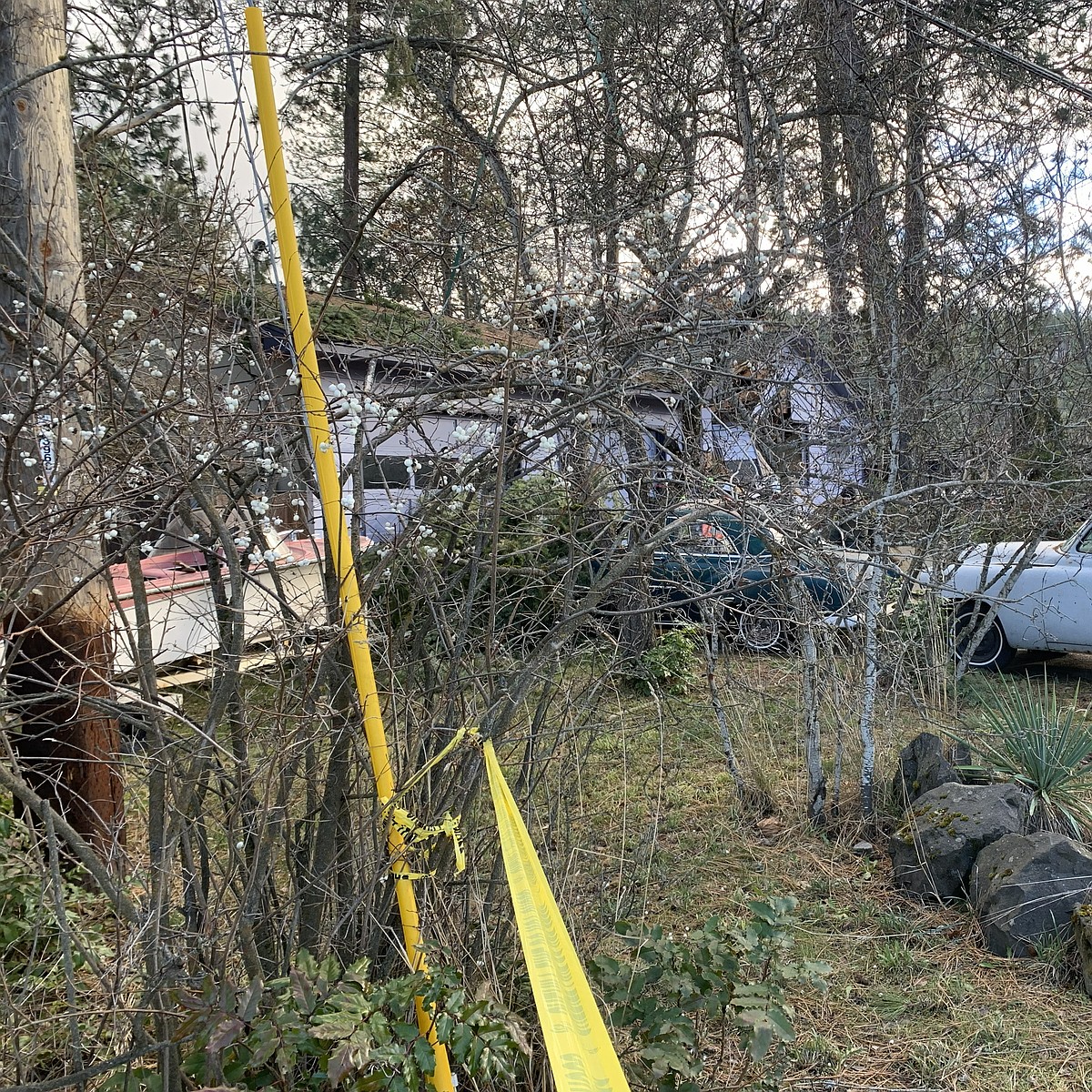 One dead after tree falls into Fernan Village home | Hagadone News Network