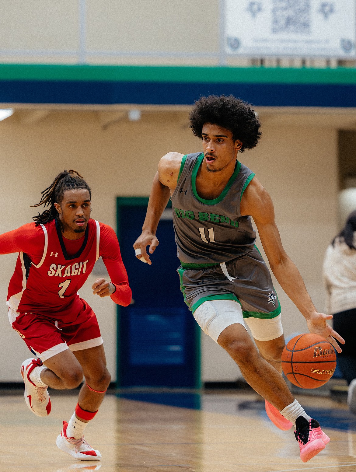 Vikings go 1-2 in home tournament | Columbia Basin Herald