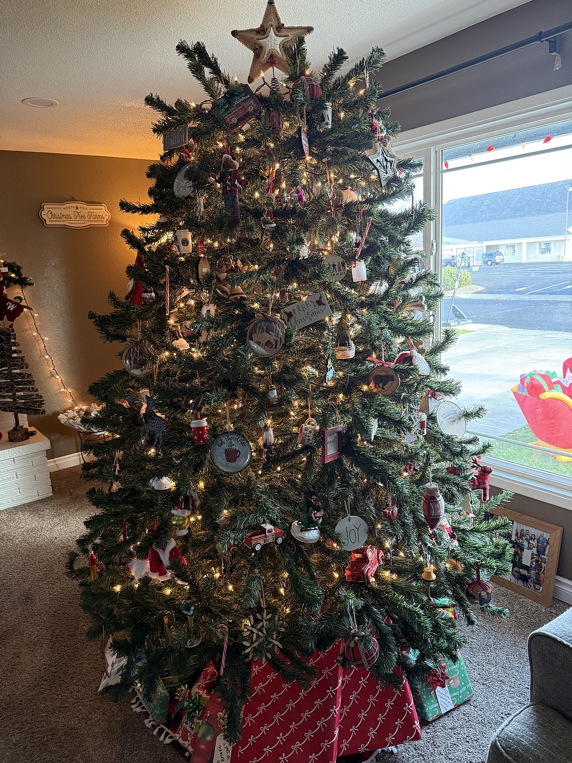 “Time with family and our annual traditions are what make the season so special. Merry Christmas from the Richardson Family,” said Columbia Basin Herald Publisher and Regional General Manager Bob Richardson when he submitted this picture of the family’s tree.