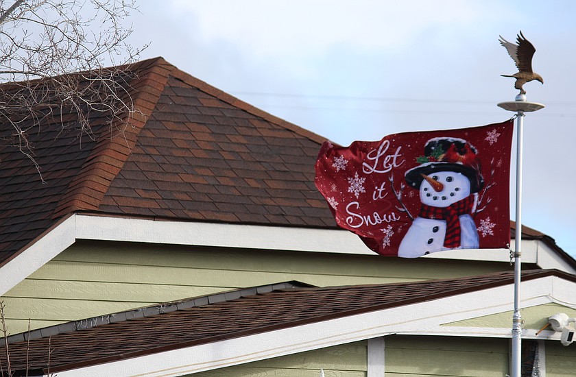 There’s not supposed to much snow – at least not yet – but temperatures are going to drop to levels that should make a snowman feel right at home.