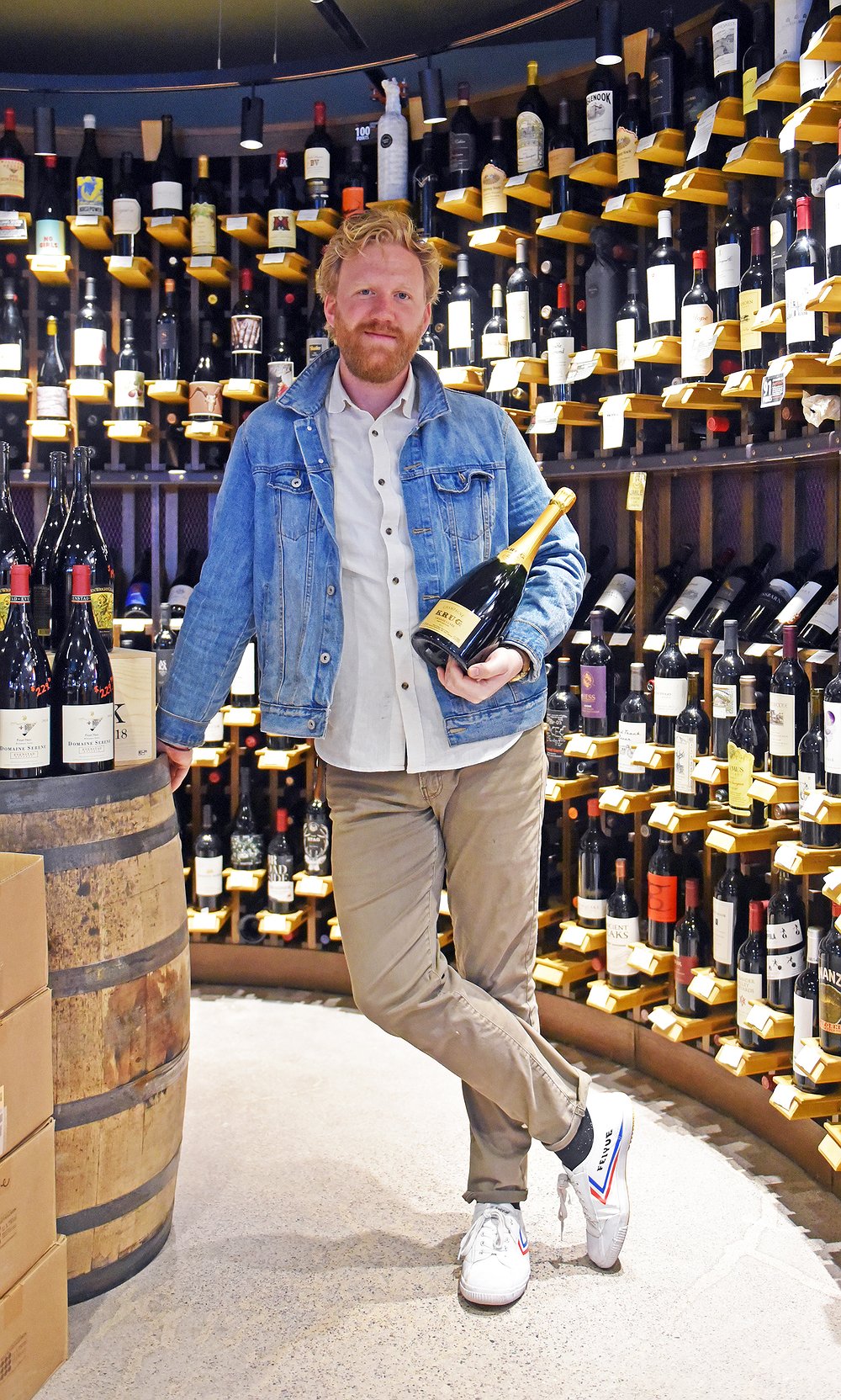 Liquor_store_2.jpg.1000x1664_q85_box-0%2