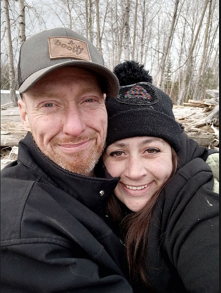 Aaron Walker, left, and Mary Gerner, right, pose for a selfie. (Courtesy of Mary Gerner)