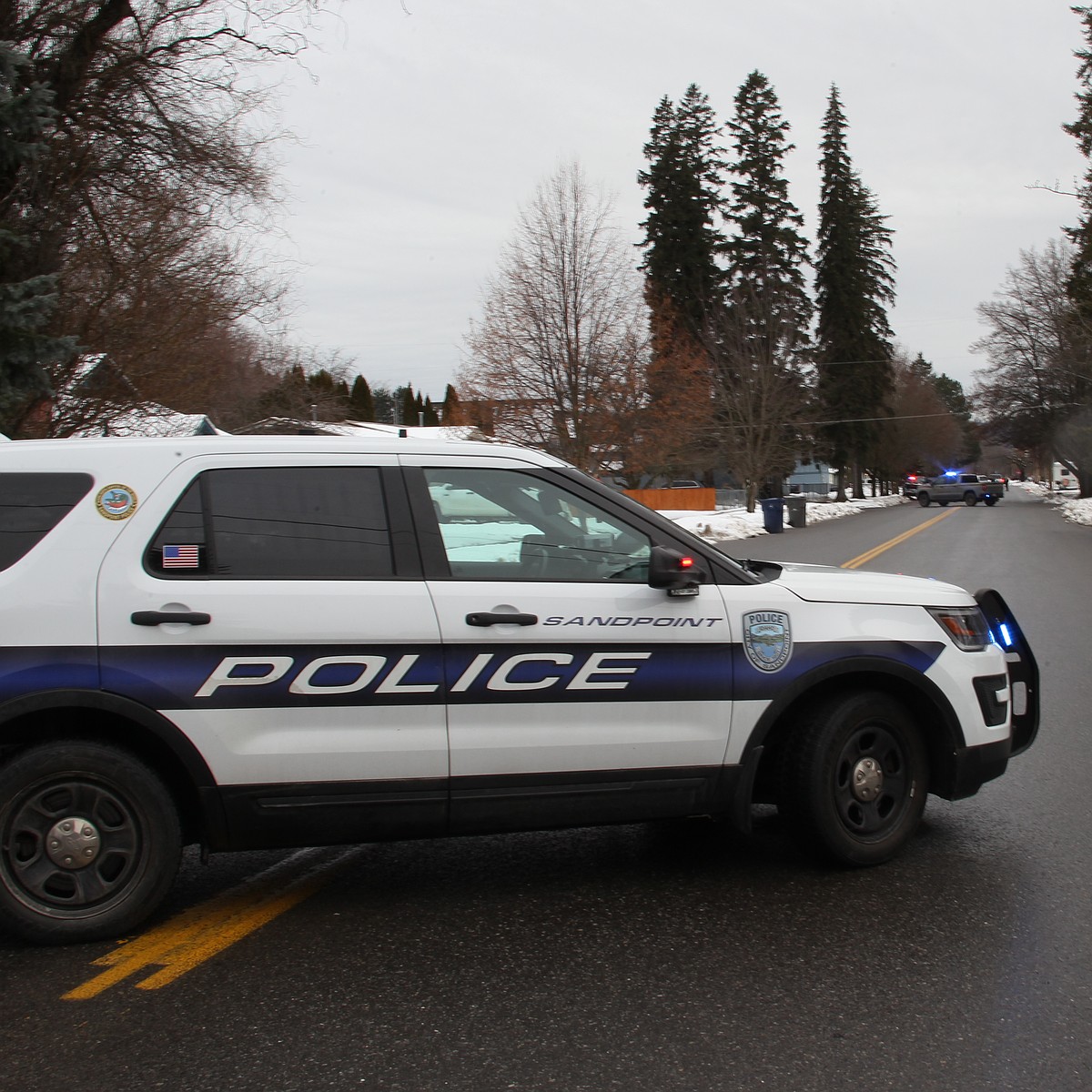 Police apprehend suspect following standoff | Bonner County Daily Bee