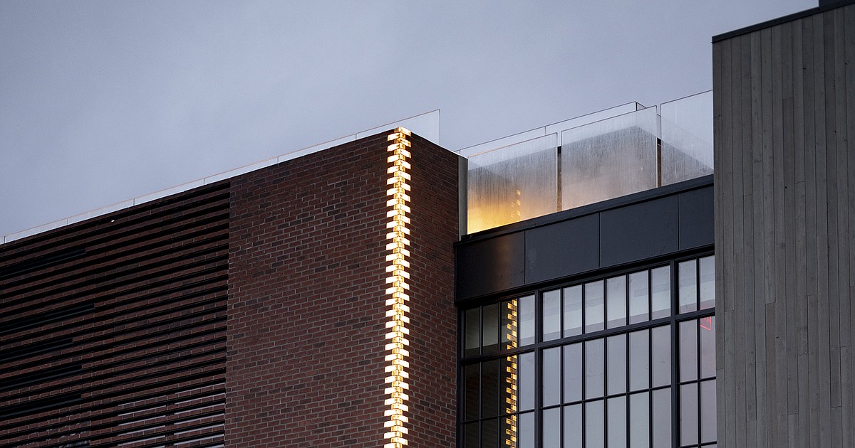 Luxury hotel opens in railway district